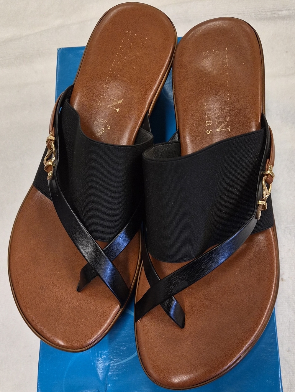 Italian Shoemakers Black and Brown Slide Sandals with Gold Accent Size 8